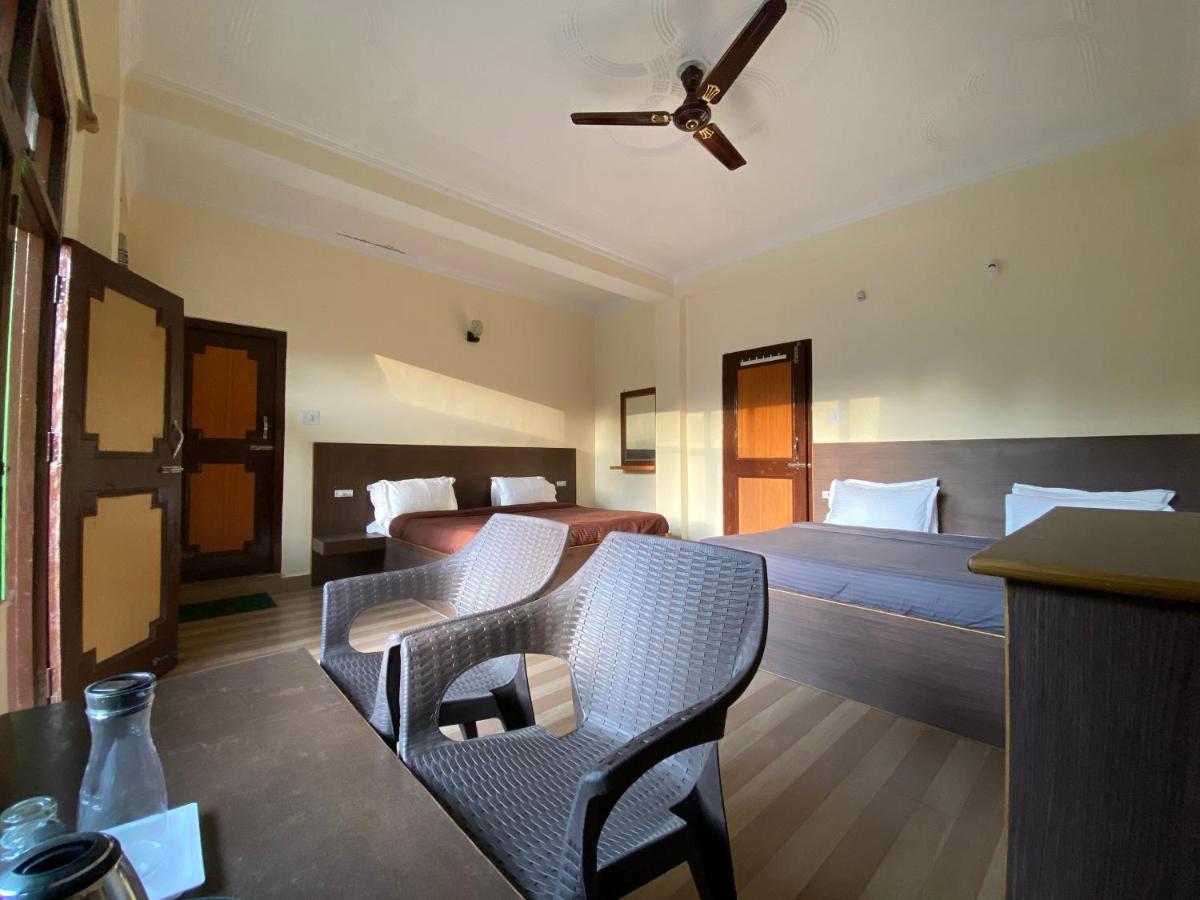 The Royal Orchard Kasol Hotel Екстериор снимка